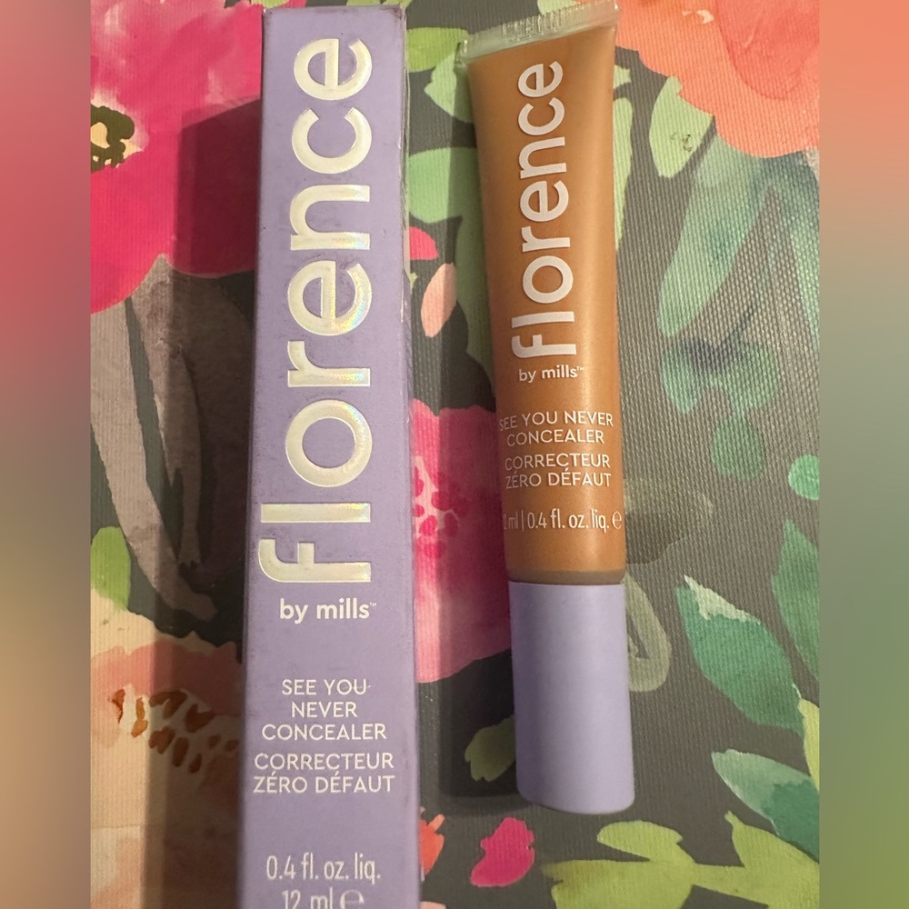 Florence by mills SEE YOU NEVER CONCEALER
0.4 fl oz